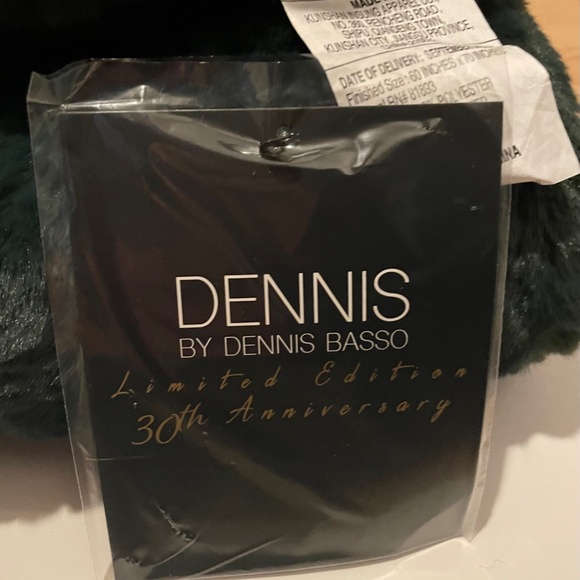 Dennis Basso 30th Anniversary Faux Fur Throw Blanket - Emerald - Picture 4 of 5